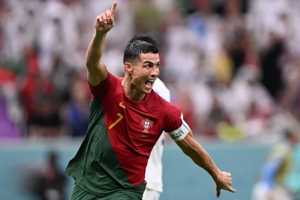 اليوم.. إنجلترا تلاعب كرواتيا والبرتغال تبدأ مشوارها بمواجهة الكونغو في المونديال