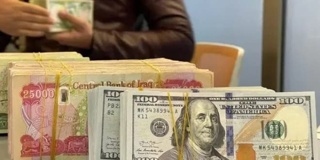 العراق.. ارتفاع سعر صرف الدولار إلى 156,500 دينار