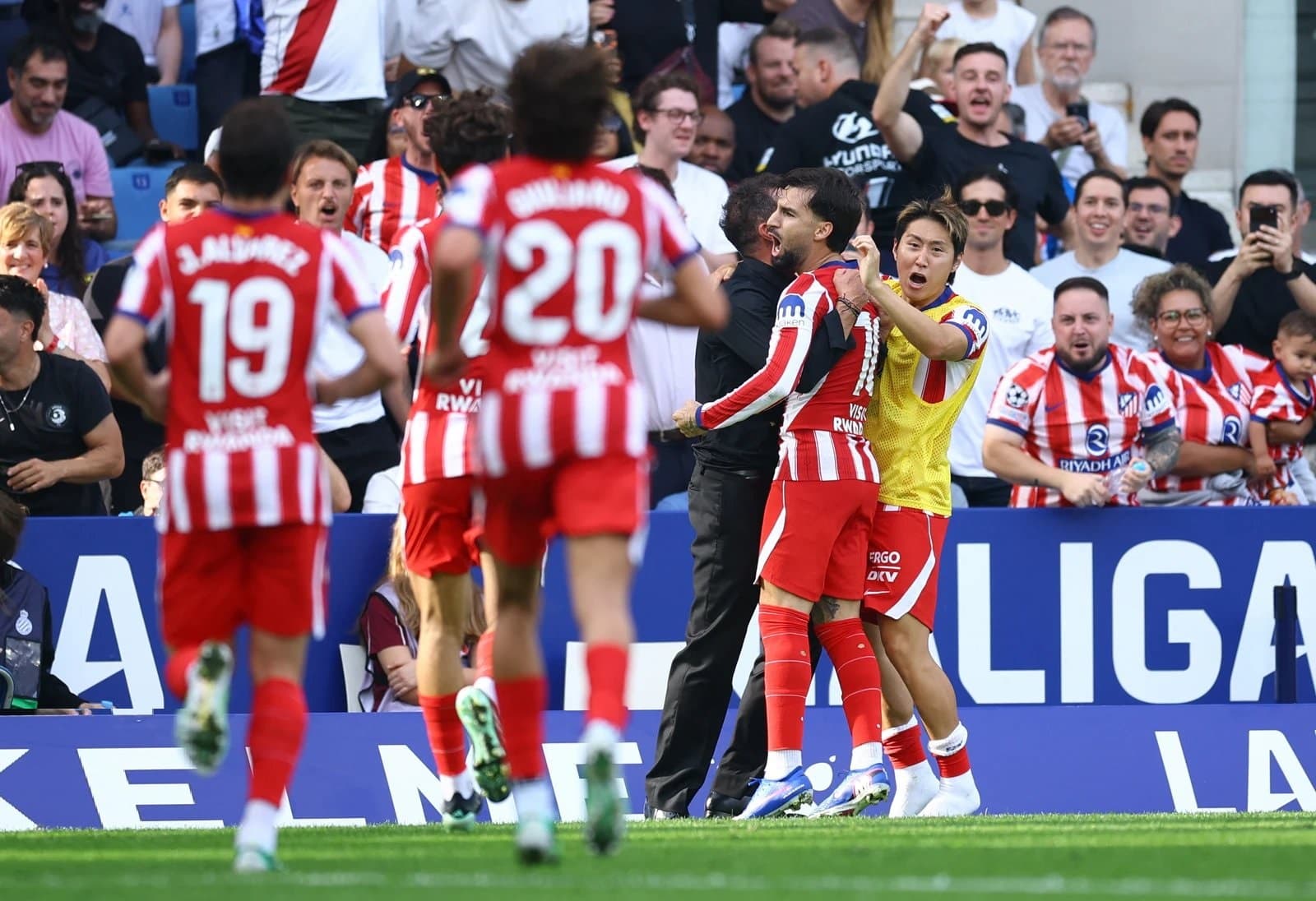 أتلتيكو مدريد يخطف فوزاً قاتلاً من إسبانيول ويواصل مطاردة برشلونة