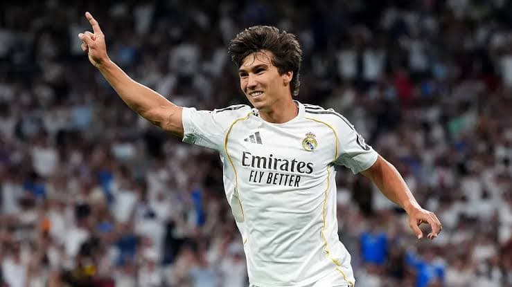 مورينيو يتدخل ويوقف رحيل جونزالو جارسيا عن ريال مدريد