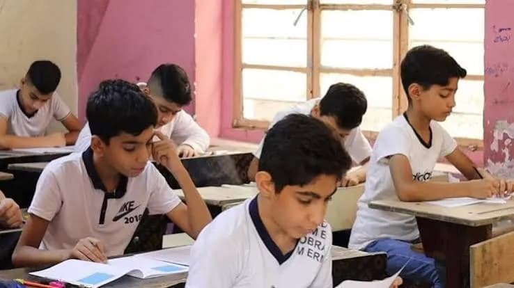 التربية تقرر شمول السادس الابتدائي والثالث المتوسط بنظام الإعادة
