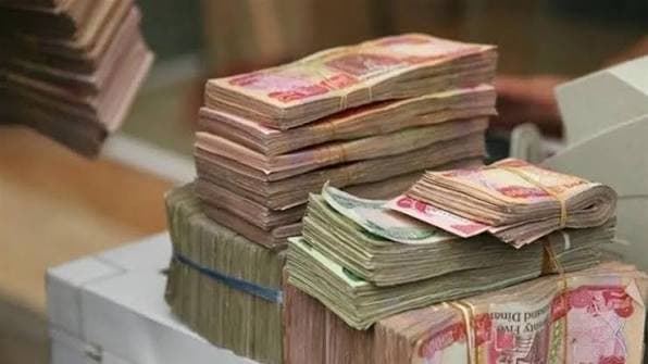 المالية النيابية: الحكومة تسلّمت ديوناً بنحو 210 تريليونات دينار