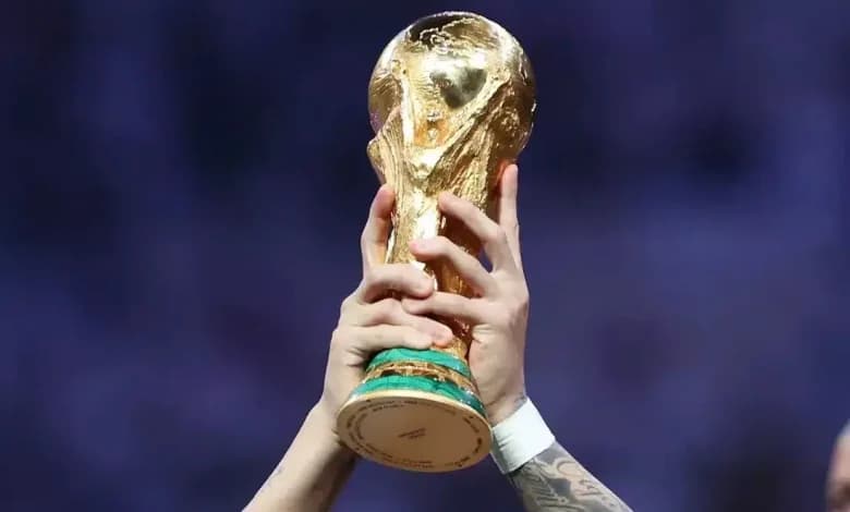 يويفا يعلن مقاطعة جميع بطولات فيفا بسبب كأس العالم