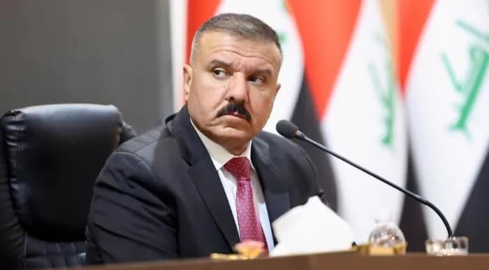 إجماع نيابي واسع للتجديد للشمري.. 180 توقيعاً تدعم بقاء وزير الداخلية بمنصبه