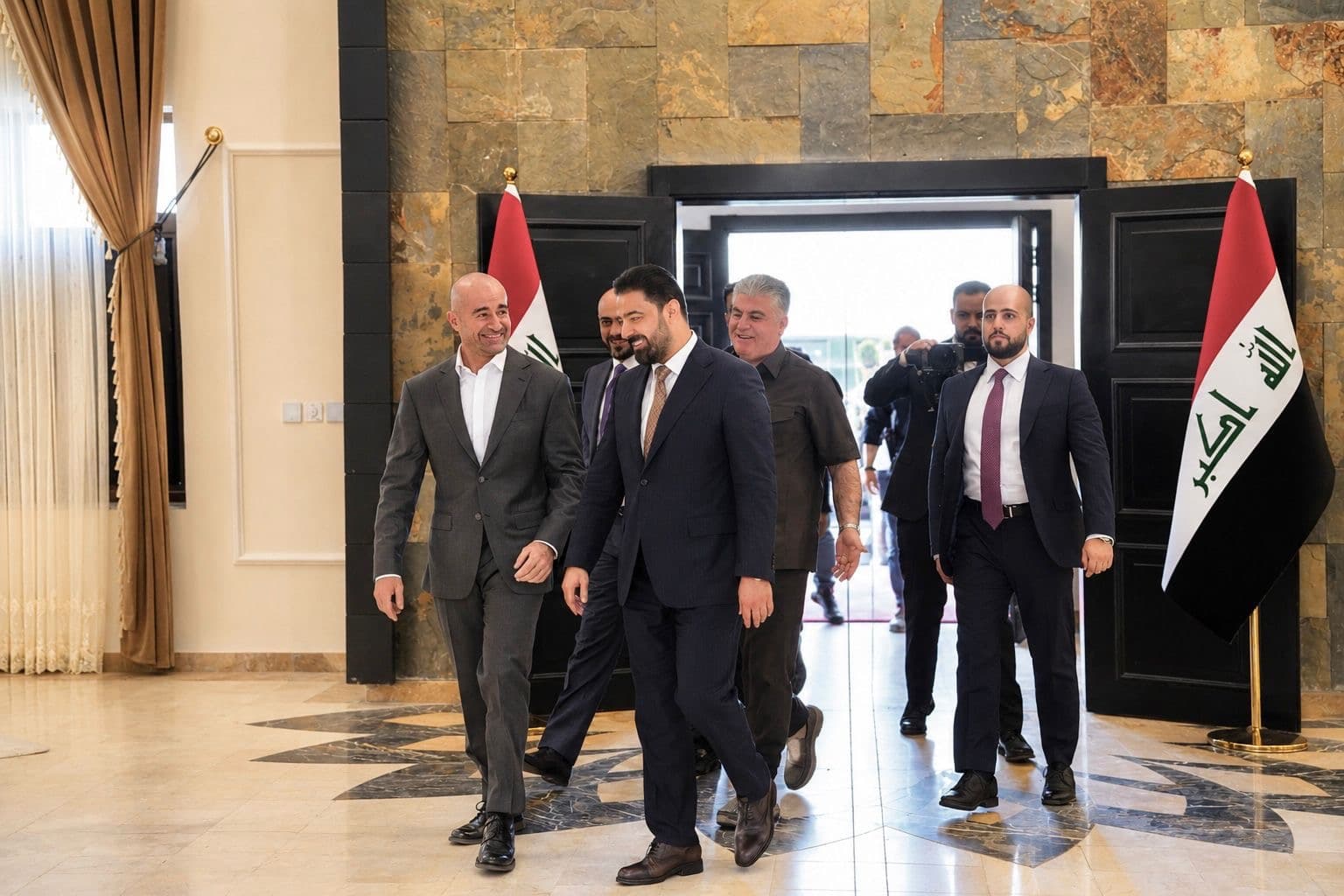 الزيدي وبافل طالباني يؤكدان على ضرورة مواصلة الجهود لتشكيل حكومة قادرة على مواجهة التحديات