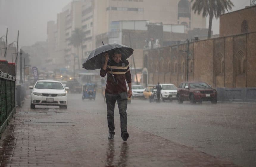 الأنواء الجوية: استمرار فرص هطول الأمطار في البلاد
