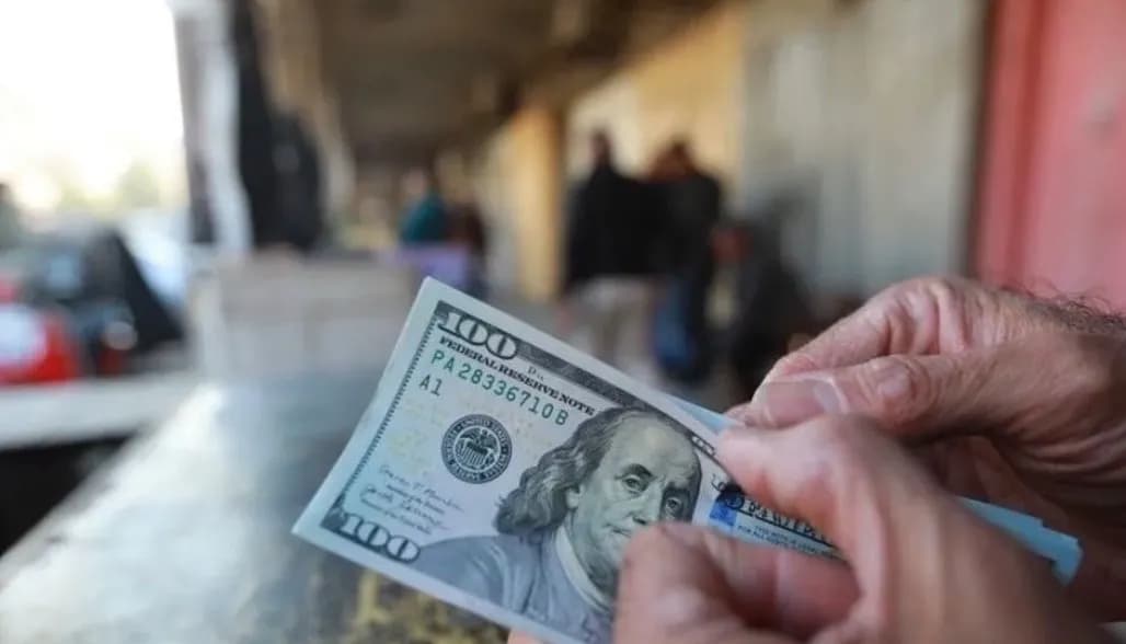 الورقة بـ155 ألف دينار.. أسعار صرف الدولار في العراق