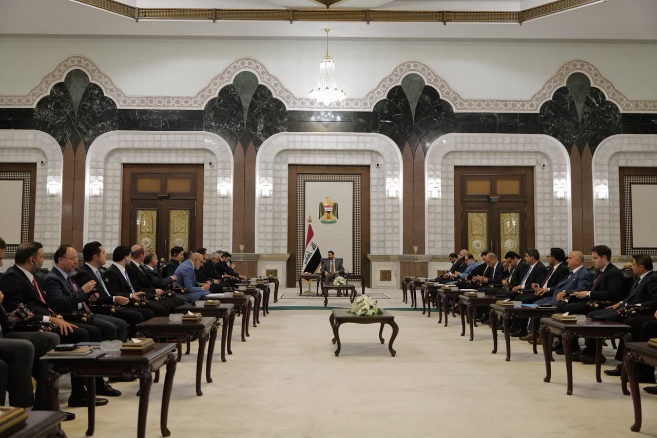 رئيس الوزراء يوجه بتسهيل الإجراءات المتعلقة بتأشيرات الدخول لرجال الأعمال الأتراك