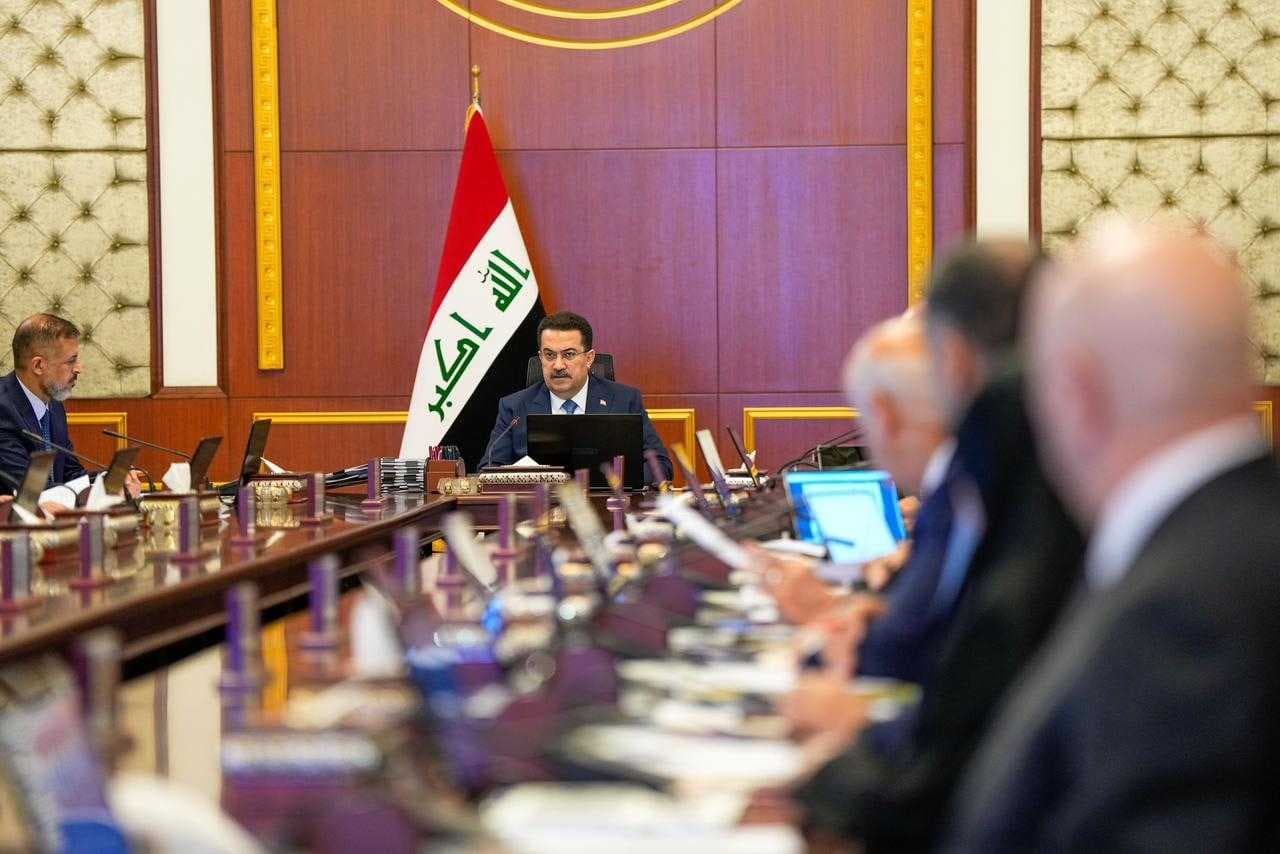 السوداني يؤكد أهمية الإصلاحات الضريبية في دعم الاقتصاد غير النفطي