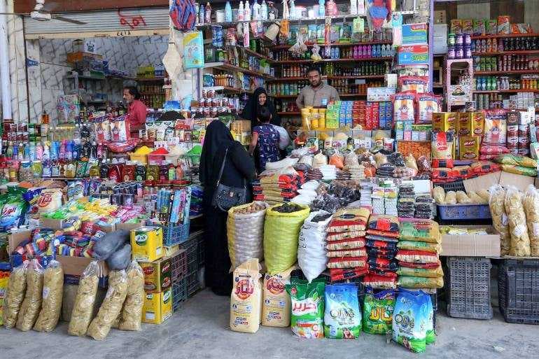 التجارة تعلن تسمية 25 مادة أساسية لضبط أسعارها في السوق