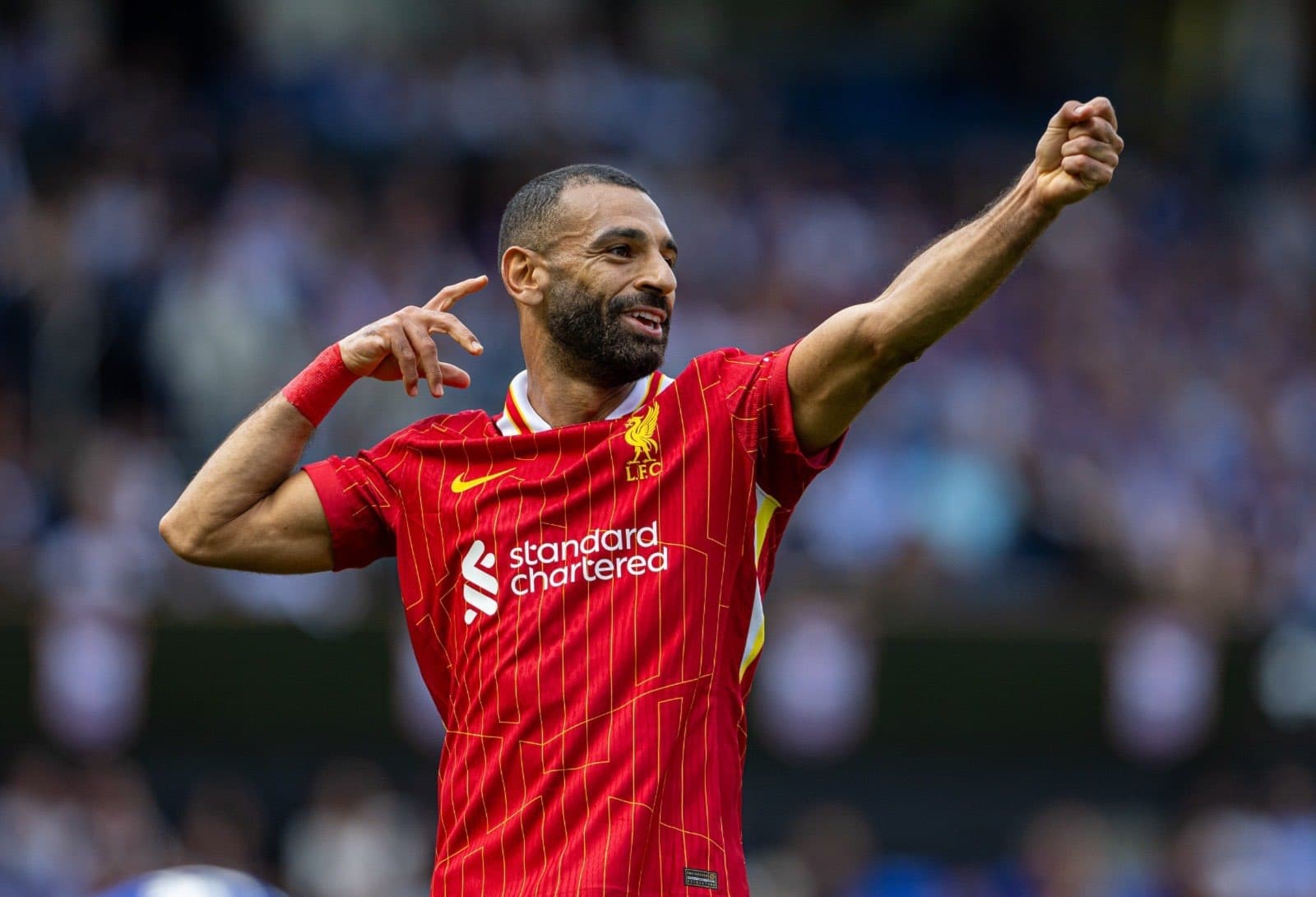 محمد صلاح يضع شرطاً لتجديد عقده مع ليفربول