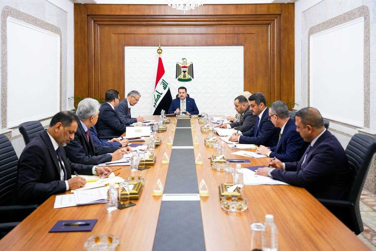السوداني يترأس اجتماعًا للمجلس التنسيقي الصناعي ويوجه بتطوير القطاع الصناعي والبيئي