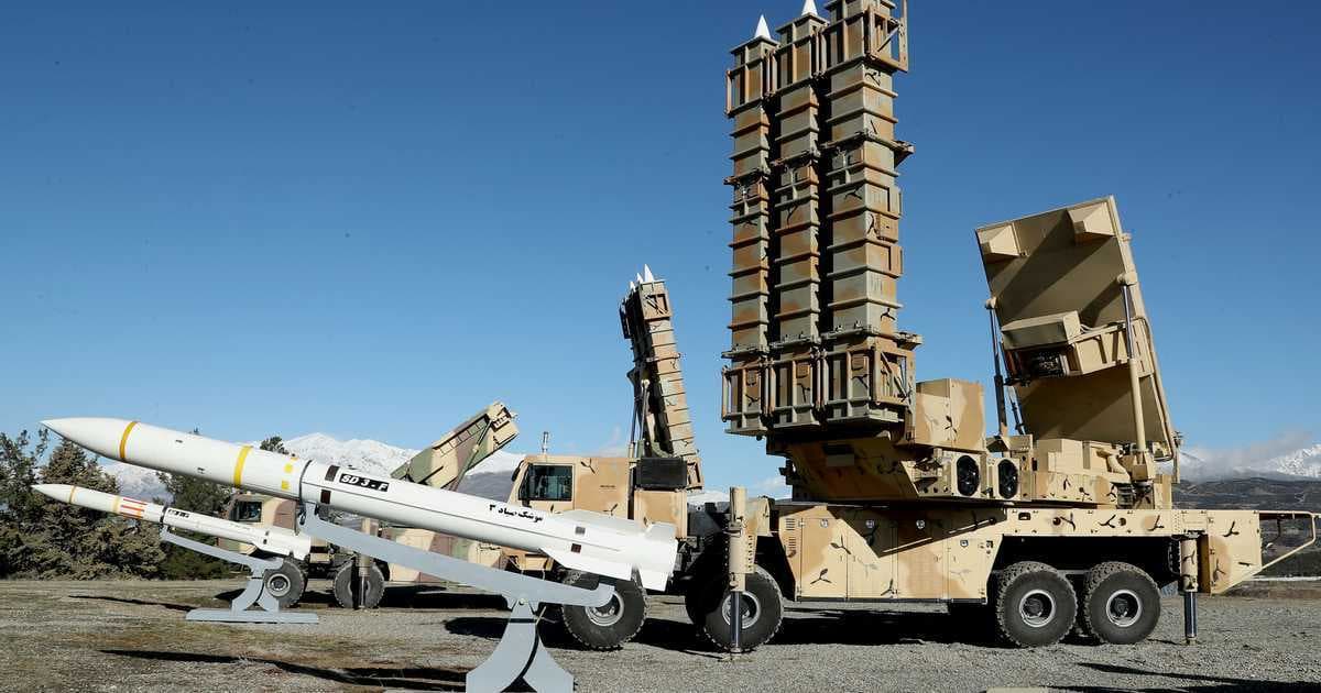 صورة لحطام طائرة إف-35 الصهيونية التي أُسقطت في العملية الدفاعية الايرانية