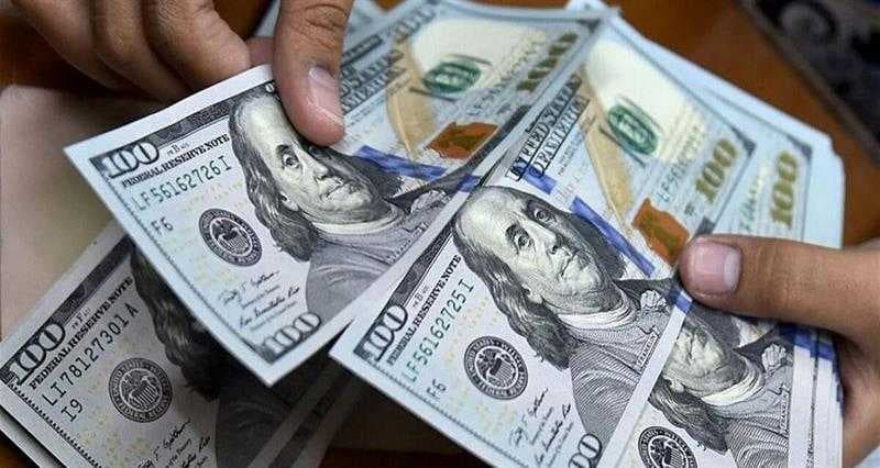 تفاوت أسعار الدولار مقابل الدينار في بغداد واربيل بنهاية الأسبوع