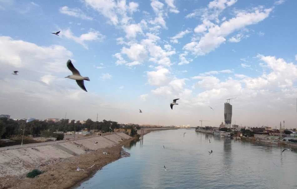 الأنواء الجوية: طقس صحو مع بعض الغيوم ودرجات حرارة تصل إلى 45 مئوية غداً