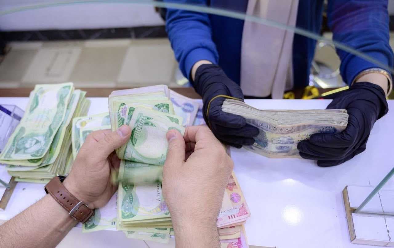 لا مساس بها.. المالية تنفي شائعات تخفيض أو توقف رواتب الجيش والشرطة