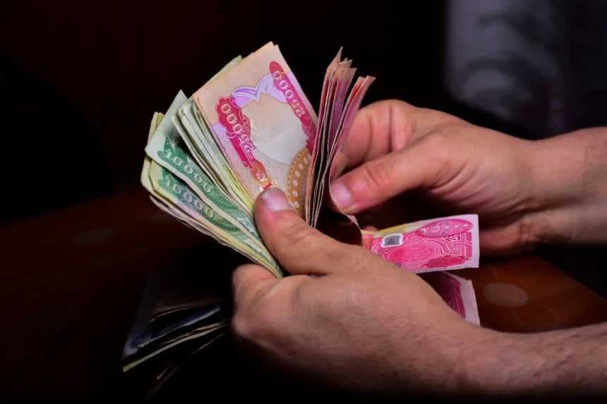 المالية تعلن رفع رواتب المتقاعدين لشهر كانون الأول