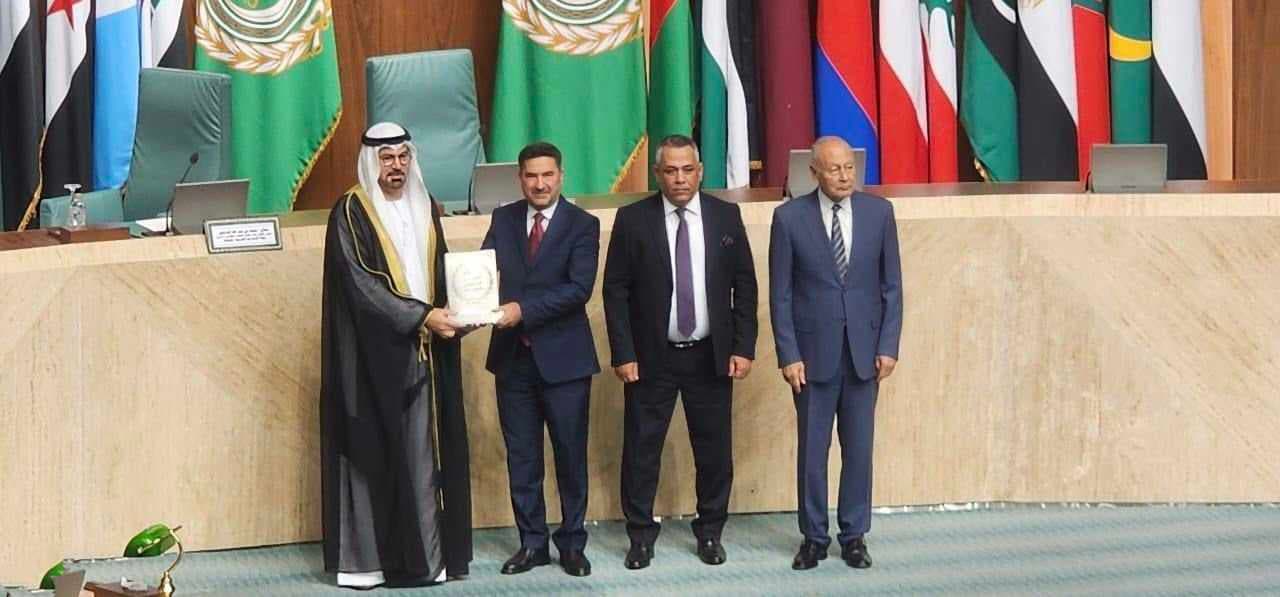 العراق يحصد جائزة التميز الحكومي العربي للعام الثالث على الترتيب
