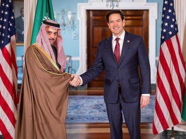 الخارجية الأمريكية: روبيو بحث مع نظيره السعودي التوترات في اليمن