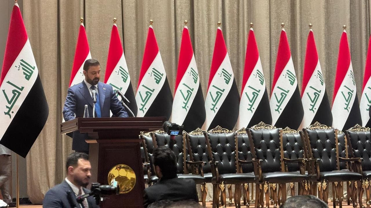 رئيس مجلس الوزراء علي فالح الزيدي والوزراء المُصوَّت عليهم يؤدّون اليمين الدستورية
