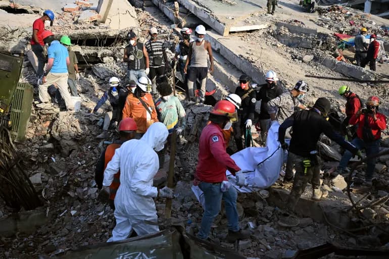 ارتفاع حصيلة قتلى زلزال فنزويلا إلى 3685 شخصاً