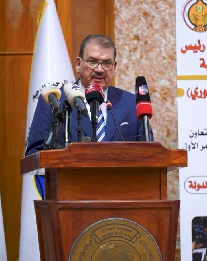 وزير التربية: 275 طالباً وطالبة يحققون الدرجة الكاملة في الفرع العلمي