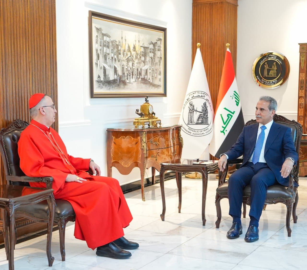 زيدان يستقبل بطريرك الكنيسة الكلدانية في العراق والعالم