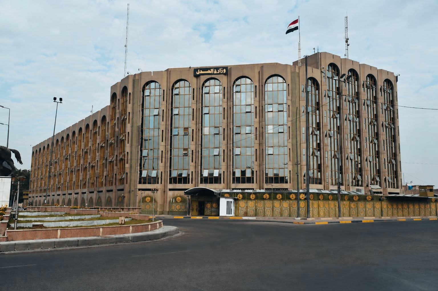 العدل تشدد إجراءات إصلاح السجون وتواصل خطة فك الاكتظاظ